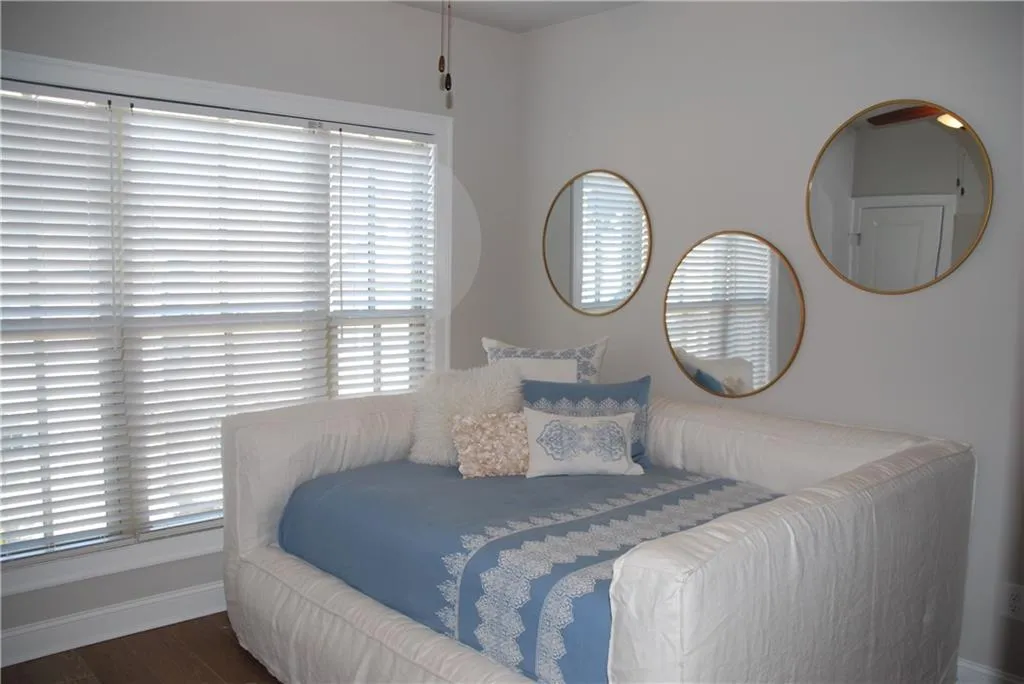 4259 Deming Circle, Sandy Springs, Georgia 30342, 2 Bedrooms Bedrooms, ,3 BathroomsBathrooms,Residential,Sold,4259 Deming Circle,6764757