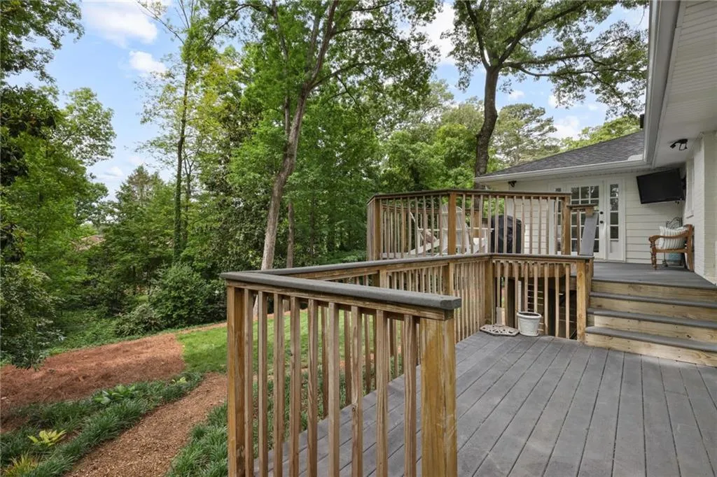 345 Franklin Road, Atlanta, Georgia 30342, 4 Bedrooms Bedrooms, ,3 BathroomsBathrooms,Residential,For Sale,345 Franklin Road,7764196