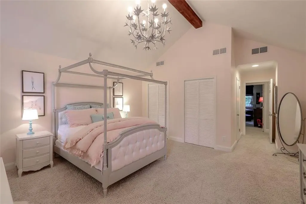 2030 River North Parkway, Sandy Springs, Georgia 30328, 5 Bedrooms Bedrooms, ,4 BathroomsBathrooms,Residential,Sold,2030 River North Parkway,6052423