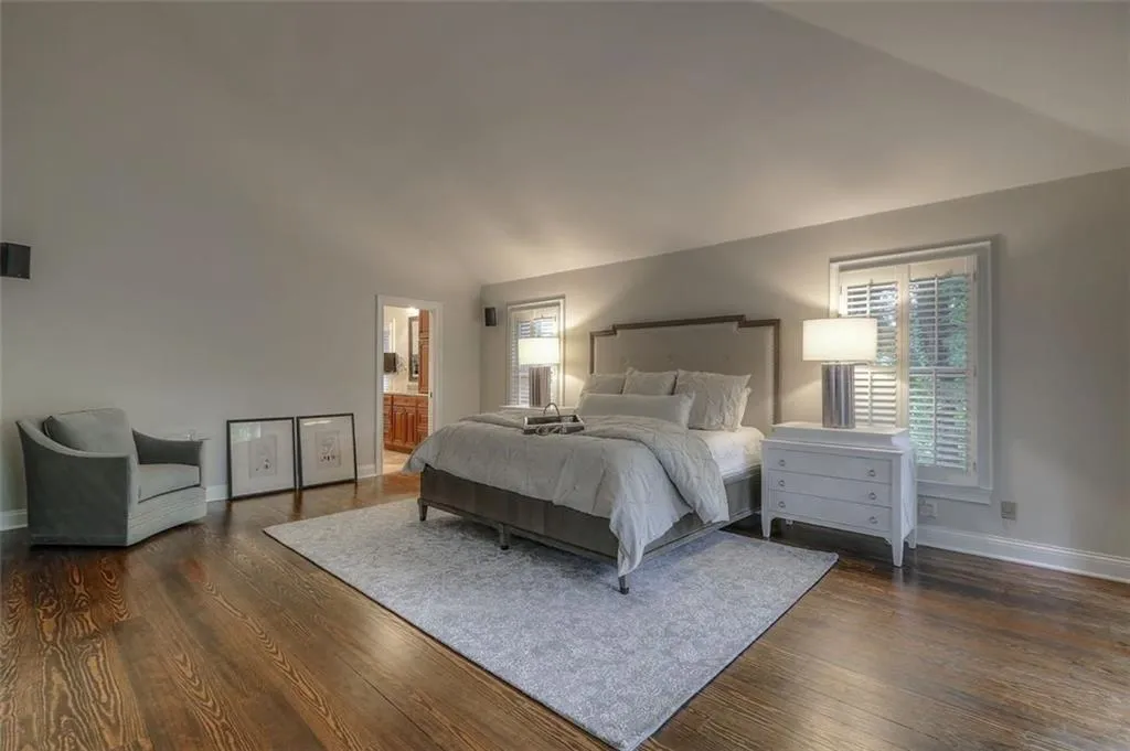 2030 River North Parkway, Sandy Springs, Georgia 30328, 5 Bedrooms Bedrooms, ,4 BathroomsBathrooms,Residential,Sold,2030 River North Parkway,6052423