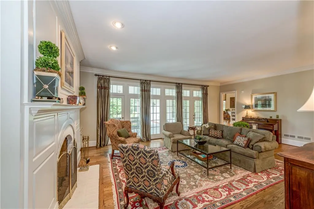 5300 Woodridge Forest Trail, Sandy Springs, Georgia 30327, 5 Bedrooms Bedrooms, ,5 BathroomsBathrooms,Residential,Sold,5300 Woodridge Forest Trail,5857897