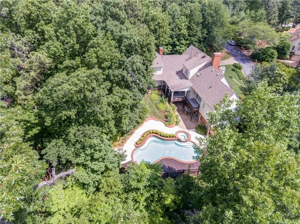 5300 Woodridge Forest Trail, Sandy Springs, Georgia 30327, 5 Bedrooms Bedrooms, ,5 BathroomsBathrooms,Residential,Sold,5300 Woodridge Forest Trail,5857897