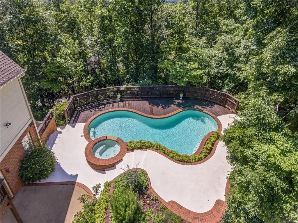 5300 Woodridge Forest Trail, Sandy Springs, Georgia 30327, 5 Bedrooms Bedrooms, ,5 BathroomsBathrooms,Residential,Sold,5300 Woodridge Forest Trail,5857897