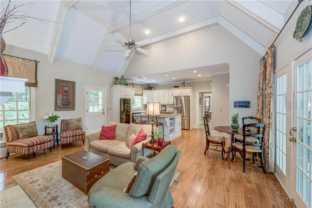 5300 Woodridge Forest Trail, Sandy Springs, Georgia 30327, 5 Bedrooms Bedrooms, ,5 BathroomsBathrooms,Residential,Sold,5300 Woodridge Forest Trail,5857897