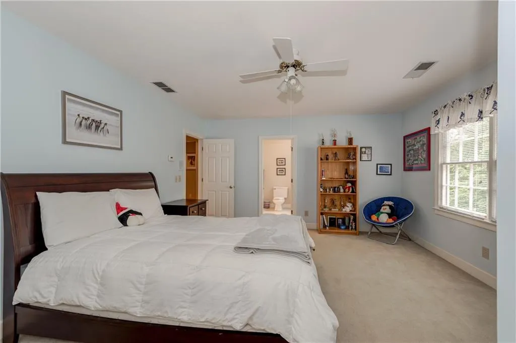 5300 Woodridge Forest Trail, Sandy Springs, Georgia 30327, 5 Bedrooms Bedrooms, ,5 BathroomsBathrooms,Residential,Sold,5300 Woodridge Forest Trail,5857897