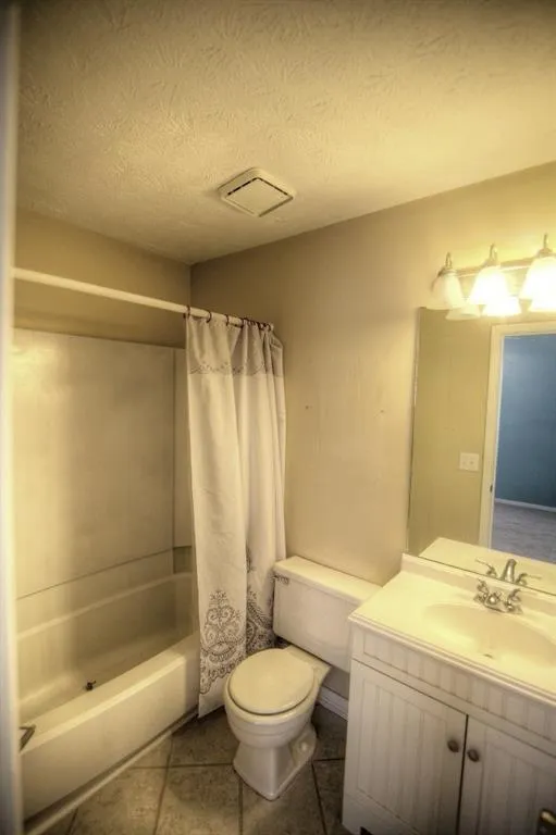 1506 Queen Anne Court Unit 1506, Sandy Springs, Georgia 30350, 2 Bedrooms Bedrooms, ,2 BathroomsBathrooms,Residential,Sold,1506 Queen Anne Court Unit 1506,5630911