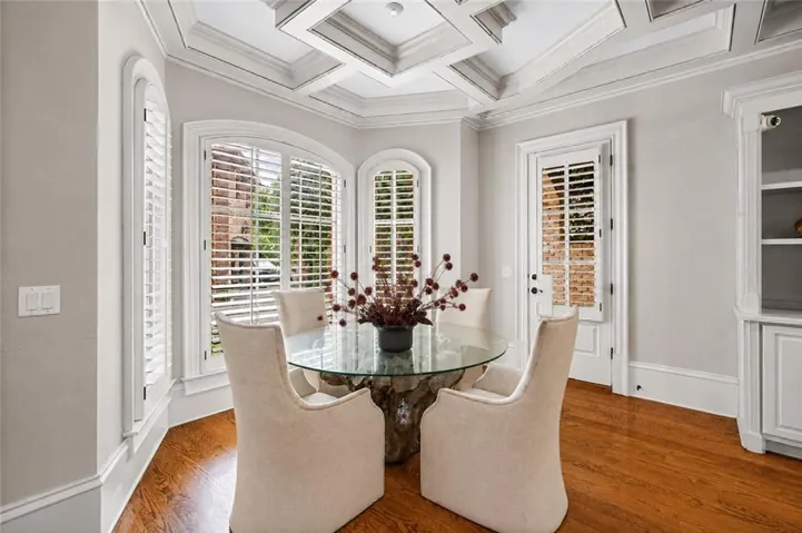 453 Londonberry Road Nw, Atlanta, Georgia 30327