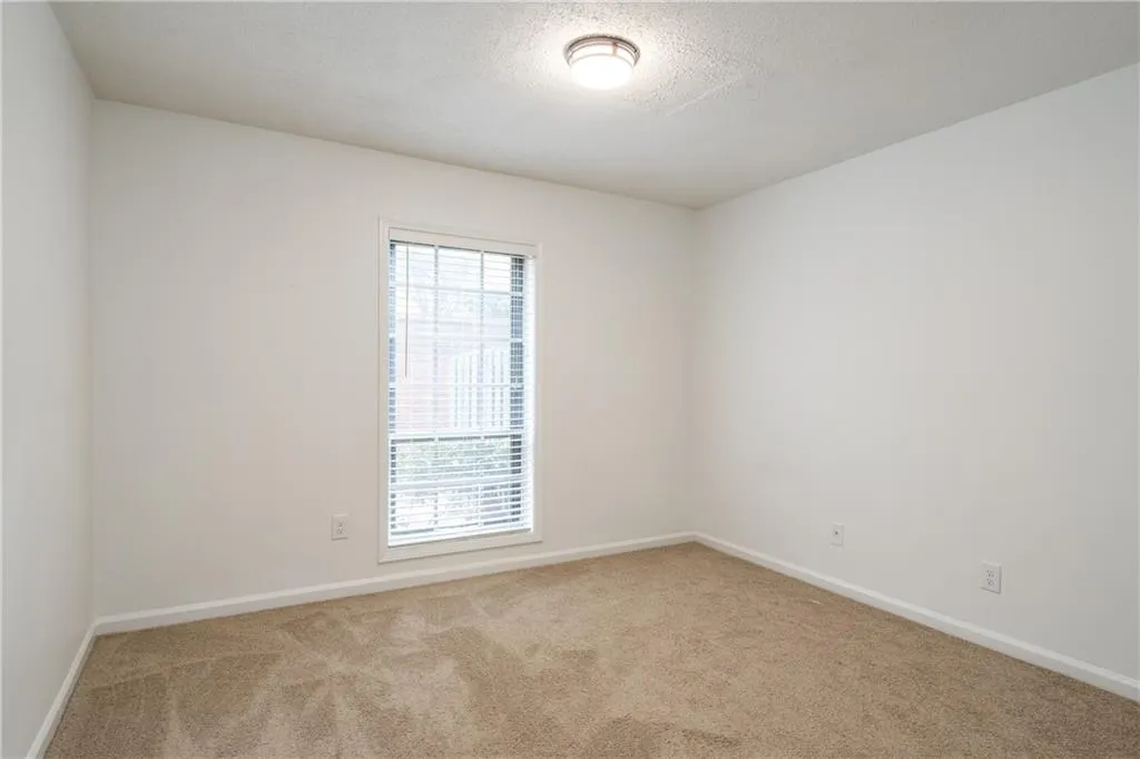 6851 Roswell Road Unit H26, Atlanta, Georgia 30328, 2 Bedrooms Bedrooms, ,2 BathroomsBathrooms,Residential,Sold,6851 Roswell Road Unit H26,6127855