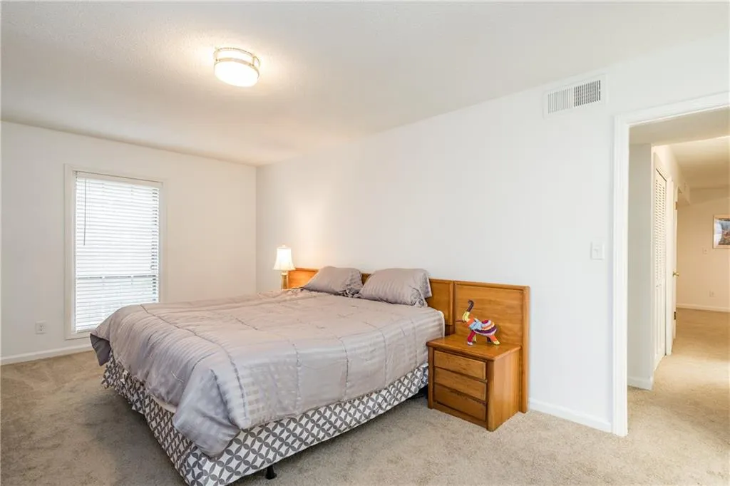 6851 Roswell Road Unit H26, Atlanta, Georgia 30328, 2 Bedrooms Bedrooms, ,2 BathroomsBathrooms,Residential,Sold,6851 Roswell Road Unit H26,6127855