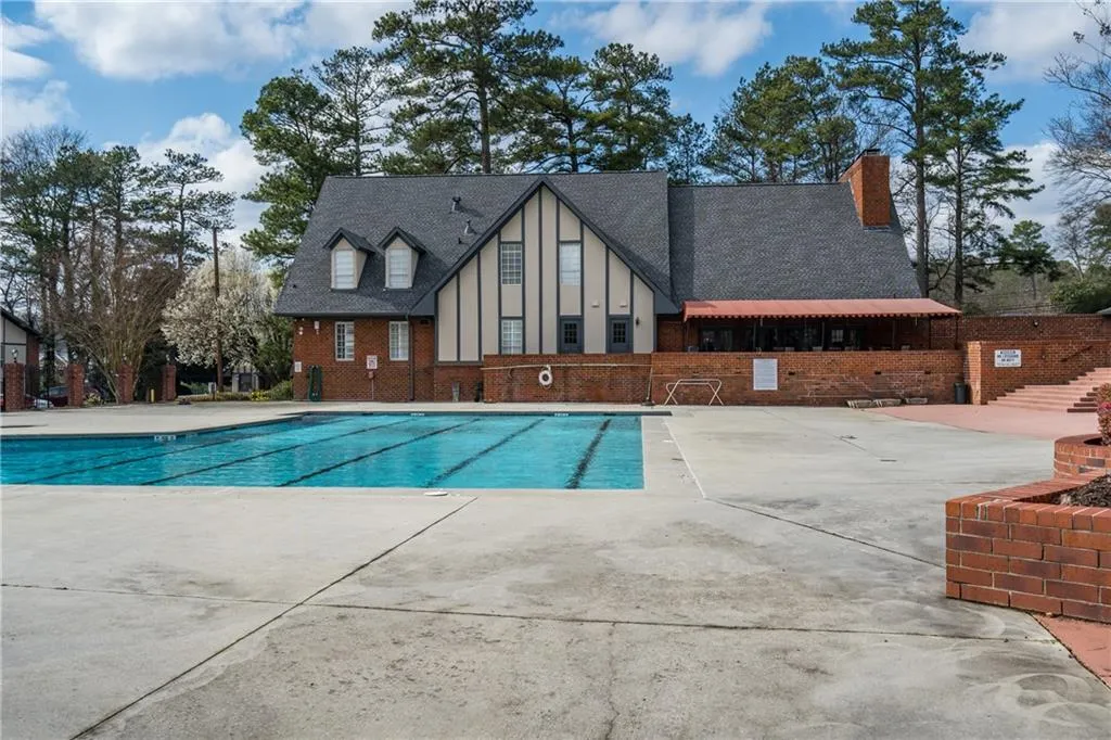 6851 Roswell Road Unit H26, Atlanta, Georgia 30328, 2 Bedrooms Bedrooms, ,2 BathroomsBathrooms,Residential,Sold,6851 Roswell Road Unit H26,6127855