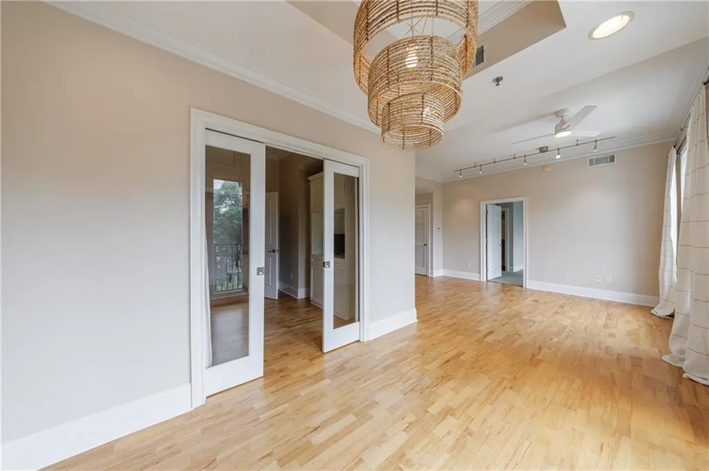 2255 Peachtree Road Ne Unit 620, Atlanta, Georgia 30309, 2 Bedrooms Bedrooms, ,2 BathroomsBathrooms,Residential,For Sale,2255 Peachtree Road Ne Unit 620,7596511