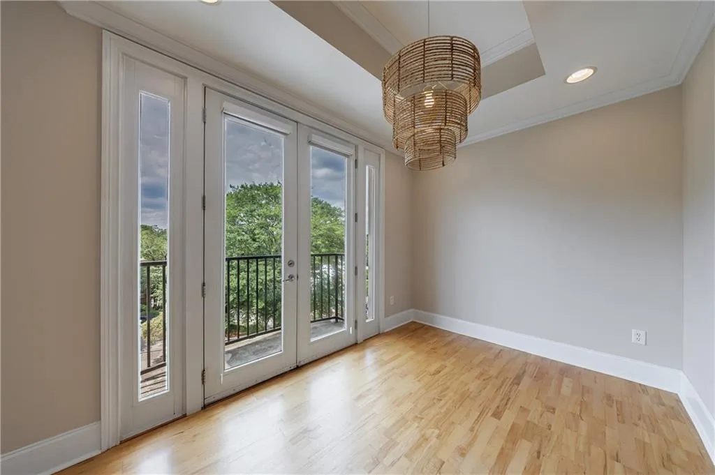 2255 Peachtree Road Ne Unit 620, Atlanta, Georgia 30309, 2 Bedrooms Bedrooms, ,2 BathroomsBathrooms,Residential,For Sale,2255 Peachtree Road Ne Unit 620,7596511