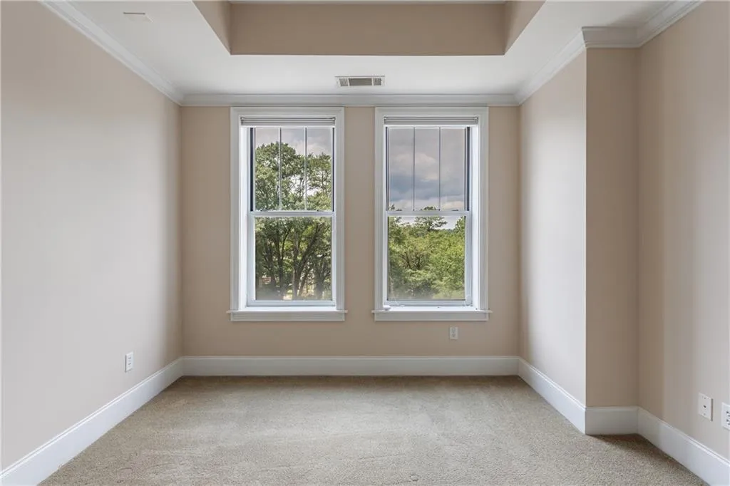 2255 Peachtree Road Ne Unit 620, Atlanta, Georgia 30309, 2 Bedrooms Bedrooms, ,2 BathroomsBathrooms,Residential,For Sale,2255 Peachtree Road Ne Unit 620,7596511