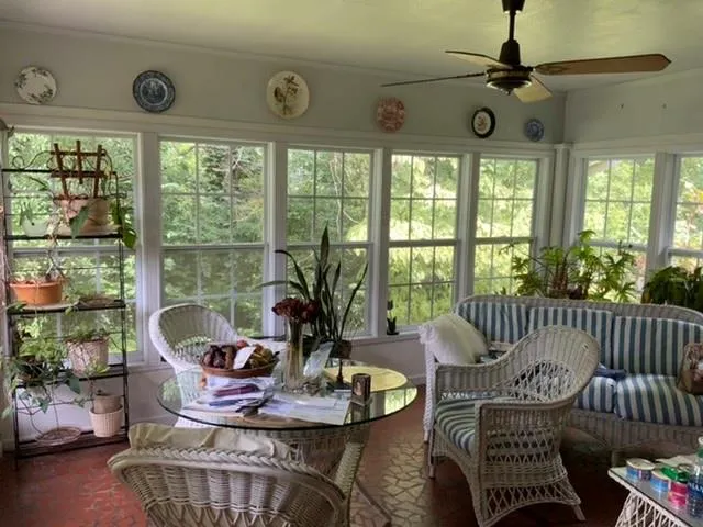 4795 Merlendale Court, Sandy Springs, Georgia 30327, 4 Bedrooms Bedrooms, ,3 BathroomsBathrooms,Residential,Sold,4795 Merlendale Court,6894043