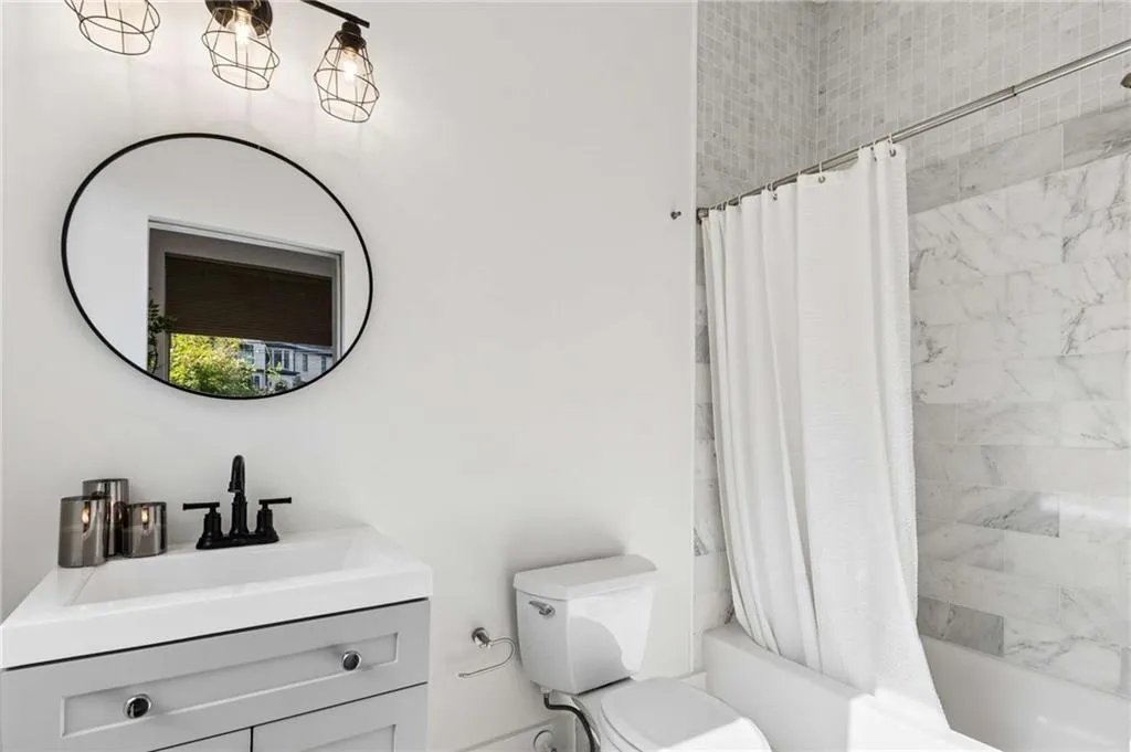 main level full bath