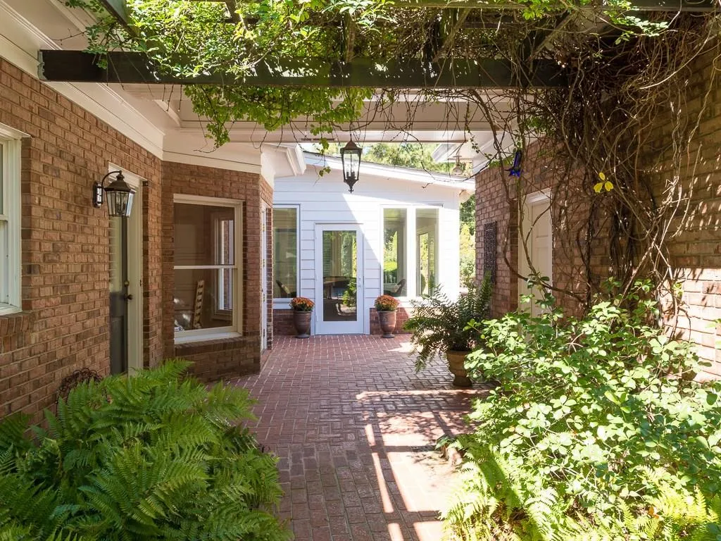 1490 Masters Club Drive, Sandy Springs, Georgia 30350, 6 Bedrooms Bedrooms, ,4 BathroomsBathrooms,Residential,Sold,1490 Masters Club Drive,5762014