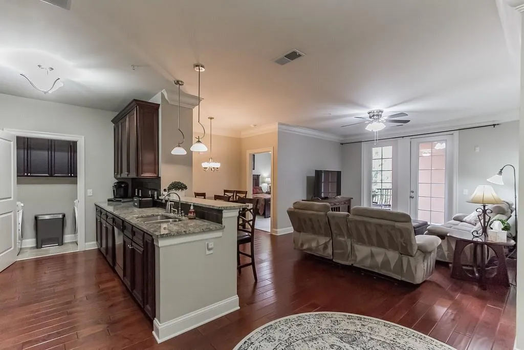 901 Abernathy Road Unit 4140, Atlanta, Georgia 30328, 2 Bedrooms Bedrooms, ,2 BathroomsBathrooms,Residential,Sold,901 Abernathy Road Unit 4140,6875956