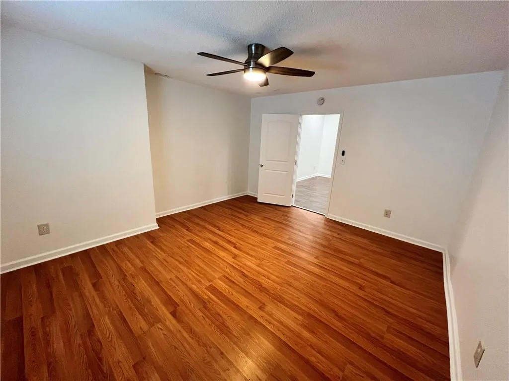 Plenty of bedroom space & more.