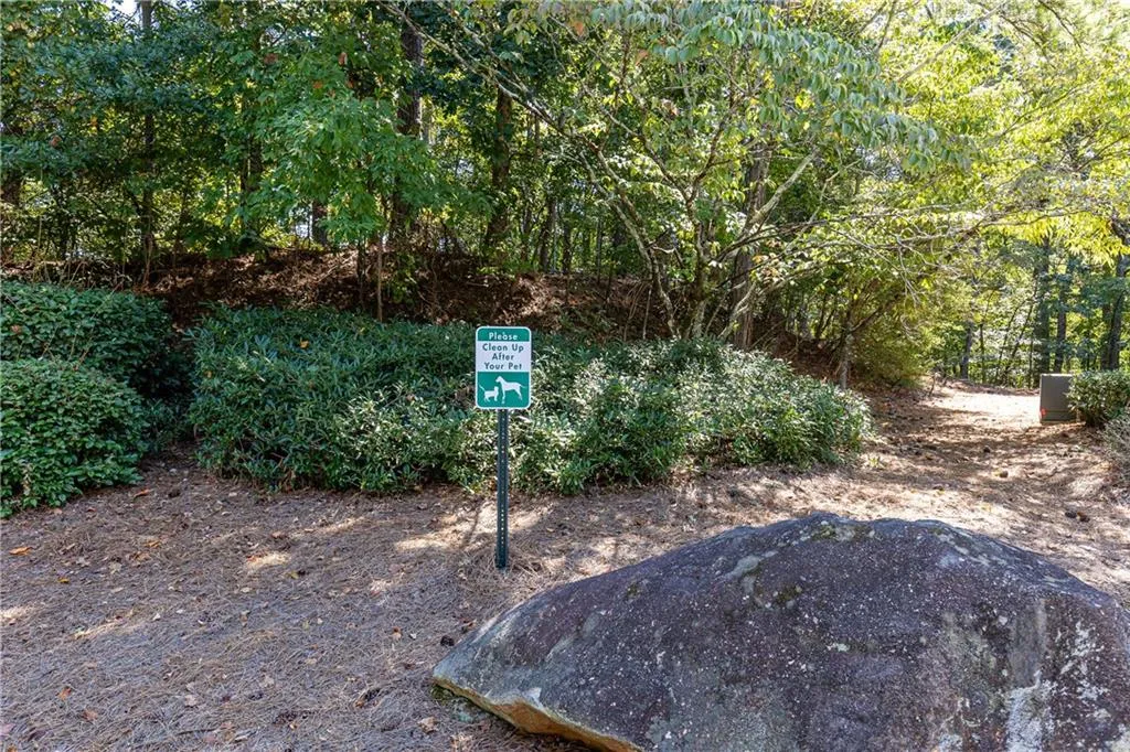 401 Woodcliff Drive, Atlanta, Georgia 30350, 2 Bedrooms Bedrooms, ,1 BathroomBathrooms,Residential,For Sale,401 Woodcliff Drive,7648746