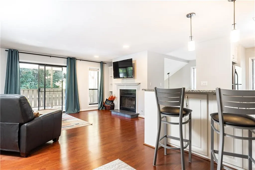 401 Woodcliff Drive, Atlanta, Georgia 30350, 2 Bedrooms Bedrooms, ,1 BathroomBathrooms,Residential,For Sale,401 Woodcliff Drive,7648746