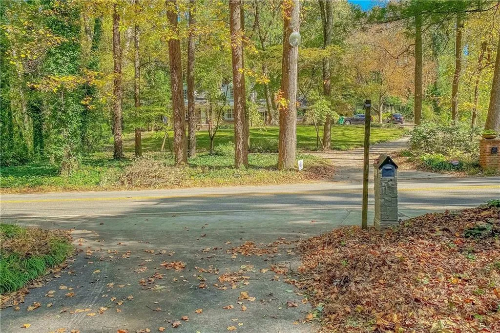 4644 Powers Ferry Road, Sandy Springs, Georgia 30327, 3 Bedrooms Bedrooms, ,2 BathroomsBathrooms,Land,Sold,4644 Powers Ferry Road,6808178