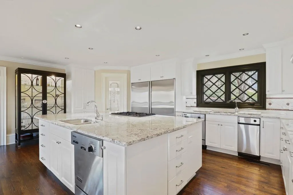 3045 River North Parkway, Atlanta, Georgia 30328, 5 Bedrooms Bedrooms, ,4 BathroomsBathrooms,Residential,Sold,3045 River North Parkway,6734684