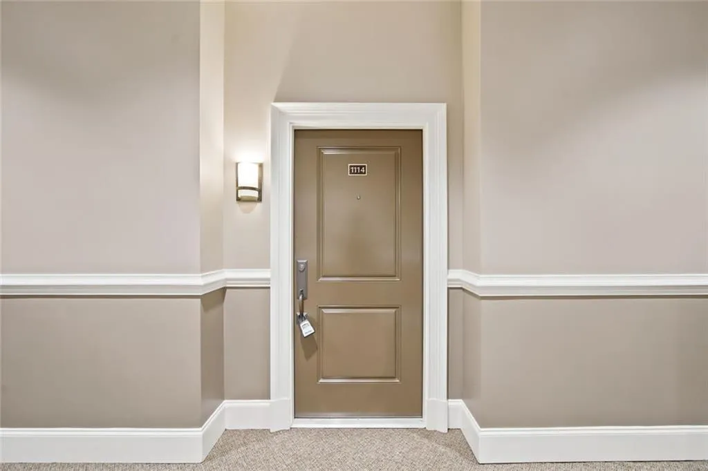 3635 E Paces Circle Ne Unit 1114, Atlanta, Georgia 30326, 2 Bedrooms Bedrooms, 0 ,2 BathroomsBathrooms,Residential,For Sale,3635 E Paces Circle Ne Unit 1114,7795600