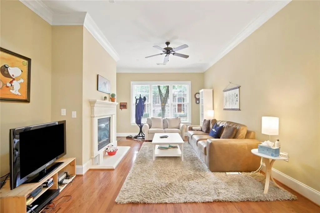 3635 E Paces Circle Ne Unit 1114, Atlanta, Georgia 30326, 2 Bedrooms Bedrooms, 0 ,2 BathroomsBathrooms,Residential,For Sale,3635 E Paces Circle Ne Unit 1114,7795600