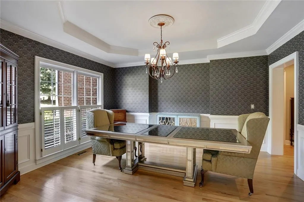 510 Woodmoore Court, Sandy Springs, Georgia 30342, 5 Bedrooms Bedrooms, ,3 BathroomsBathrooms,Residential,Sold,510 Woodmoore Court,5618321