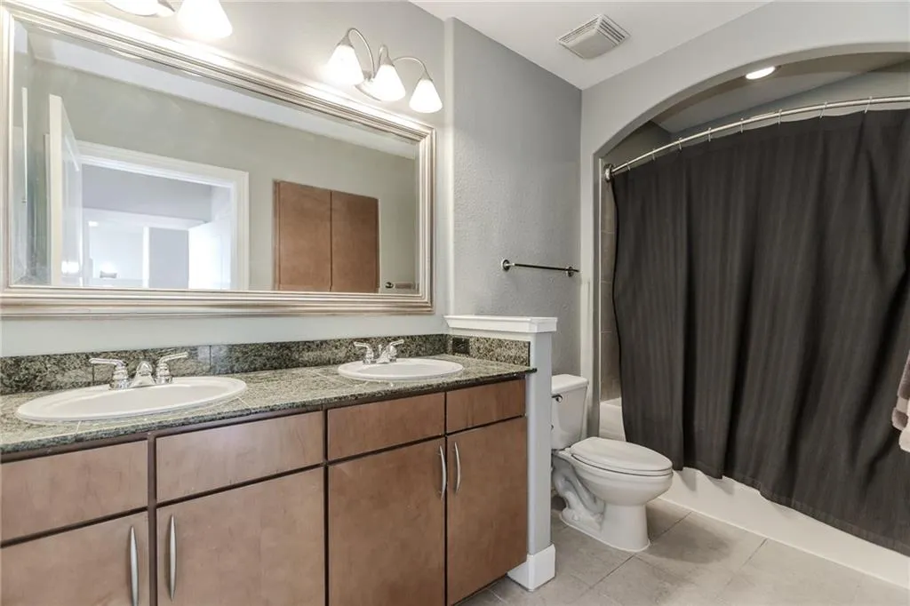 3445 Stratford Road Ne Unit 3109, Atlanta, Georgia 30326, 1 Bedroom Bedrooms, ,1 BathroomBathrooms,Residential,For Sale,3445 Stratford Road Ne Unit 3109,7638752