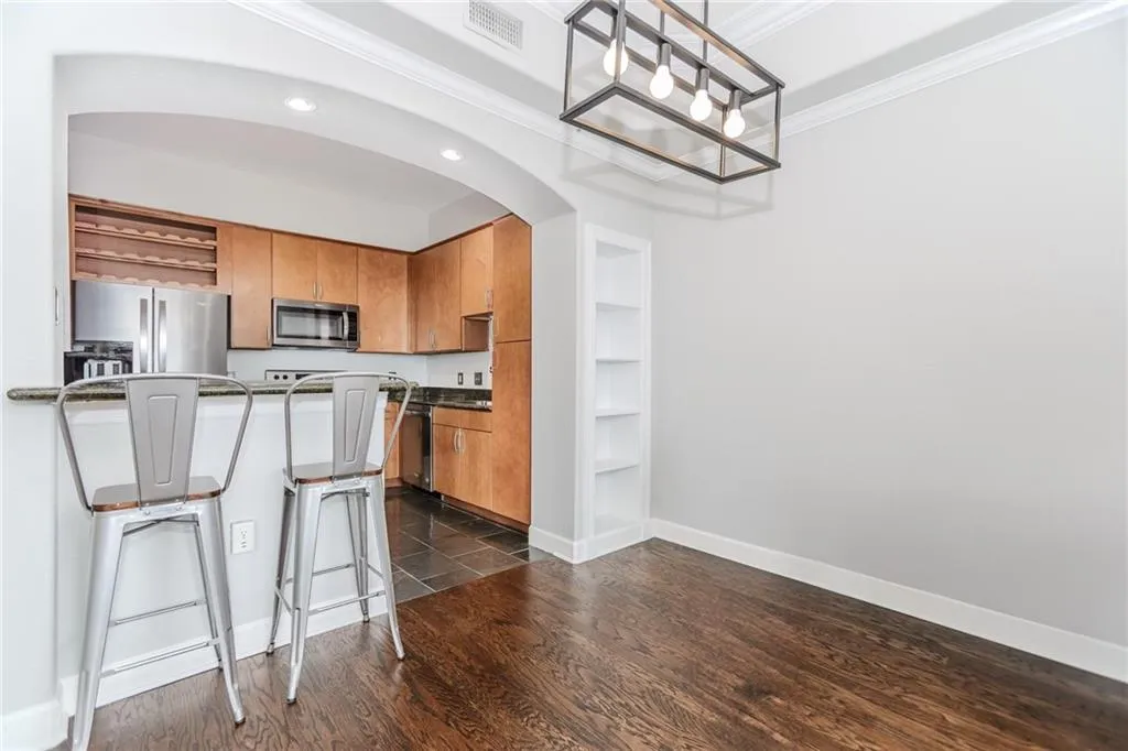 3445 Stratford Road Ne Unit 3109, Atlanta, Georgia 30326, 1 Bedroom Bedrooms, ,1 BathroomBathrooms,Residential,For Sale,3445 Stratford Road Ne Unit 3109,7638752