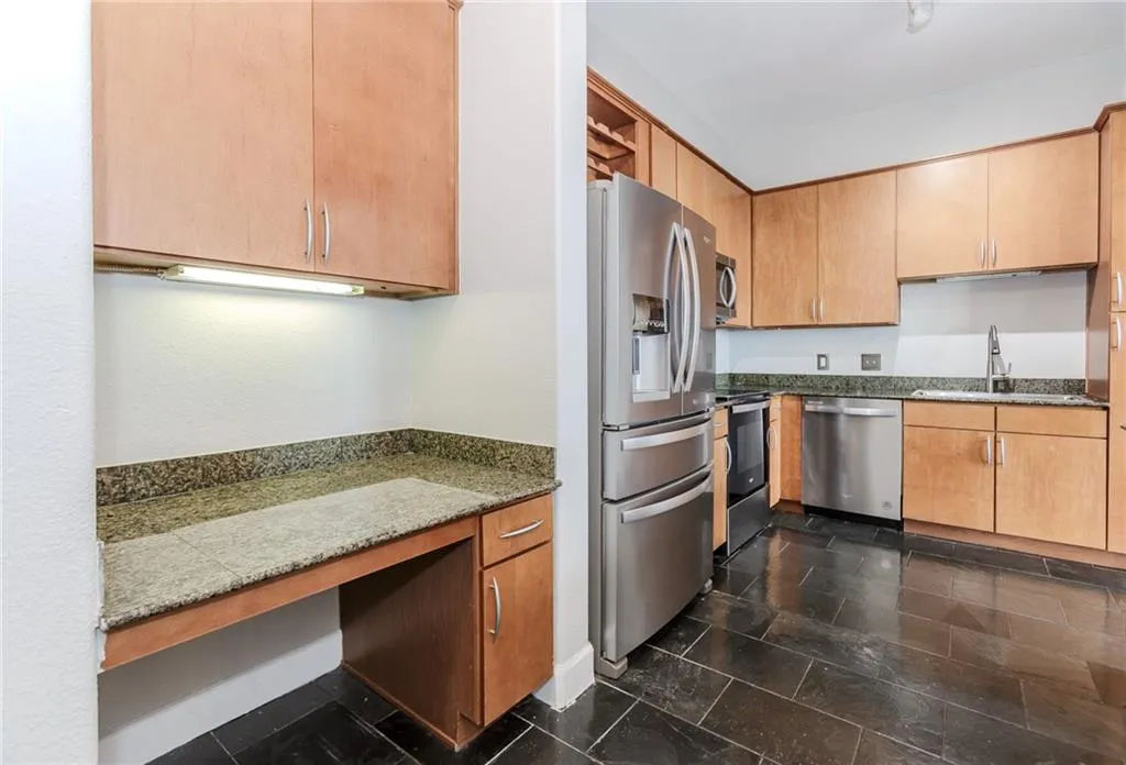 3445 Stratford Road Ne Unit 3109, Atlanta, Georgia 30326, 1 Bedroom Bedrooms, ,1 BathroomBathrooms,Residential,For Sale,3445 Stratford Road Ne Unit 3109,7638752