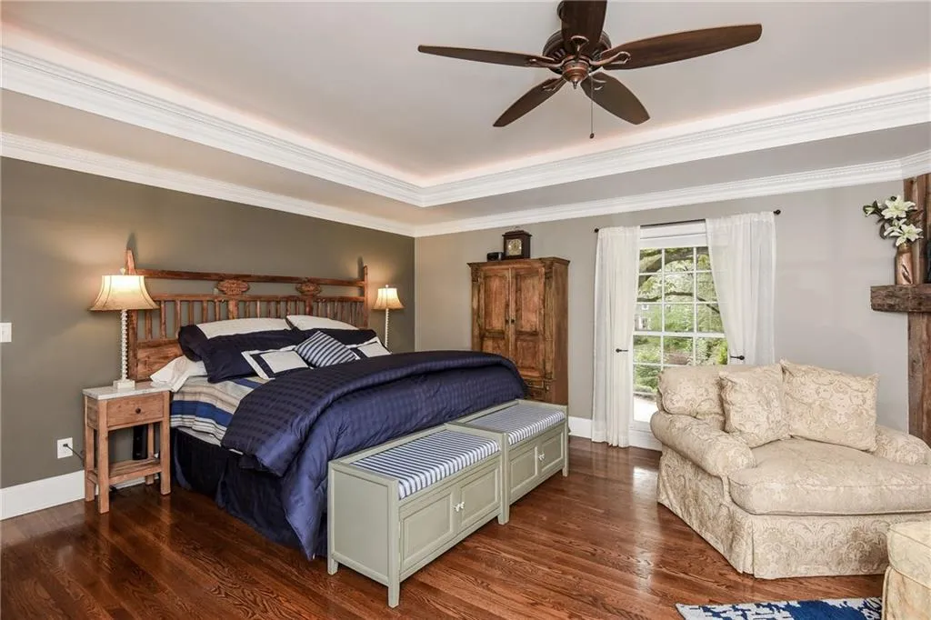 8045 Monticello Drive, Sandy Springs, Georgia 30350, 5 Bedrooms Bedrooms, ,4 BathroomsBathrooms,Residential,Sold,8045 Monticello Drive,5600132