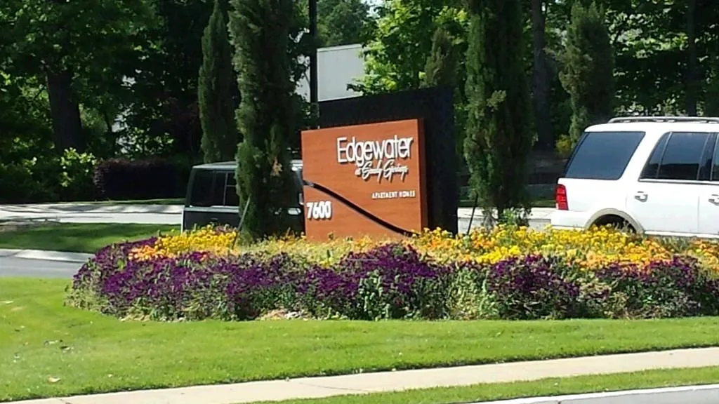 8105 Santa Fe Parkway, Atlanta, Georgia 30350, 2 Bedrooms Bedrooms, ,2 BathroomsBathrooms,Residential,Sold,8105 Santa Fe Parkway,5686706