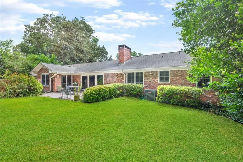 534 Colewood Way, Atlanta, Georgia 30328, 4 Bedrooms Bedrooms, ,2 BathroomsBathrooms,Residential,Sold,534 Colewood Way,6934602