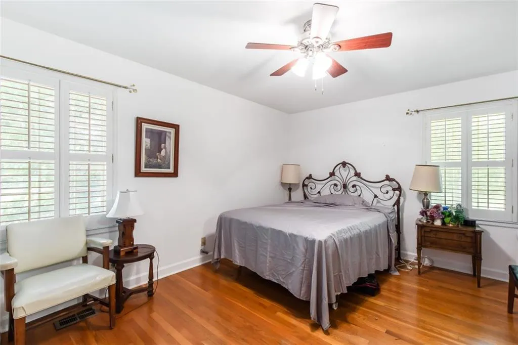 534 Colewood Way, Atlanta, Georgia 30328, 4 Bedrooms Bedrooms, ,2 BathroomsBathrooms,Residential,Sold,534 Colewood Way,6934602