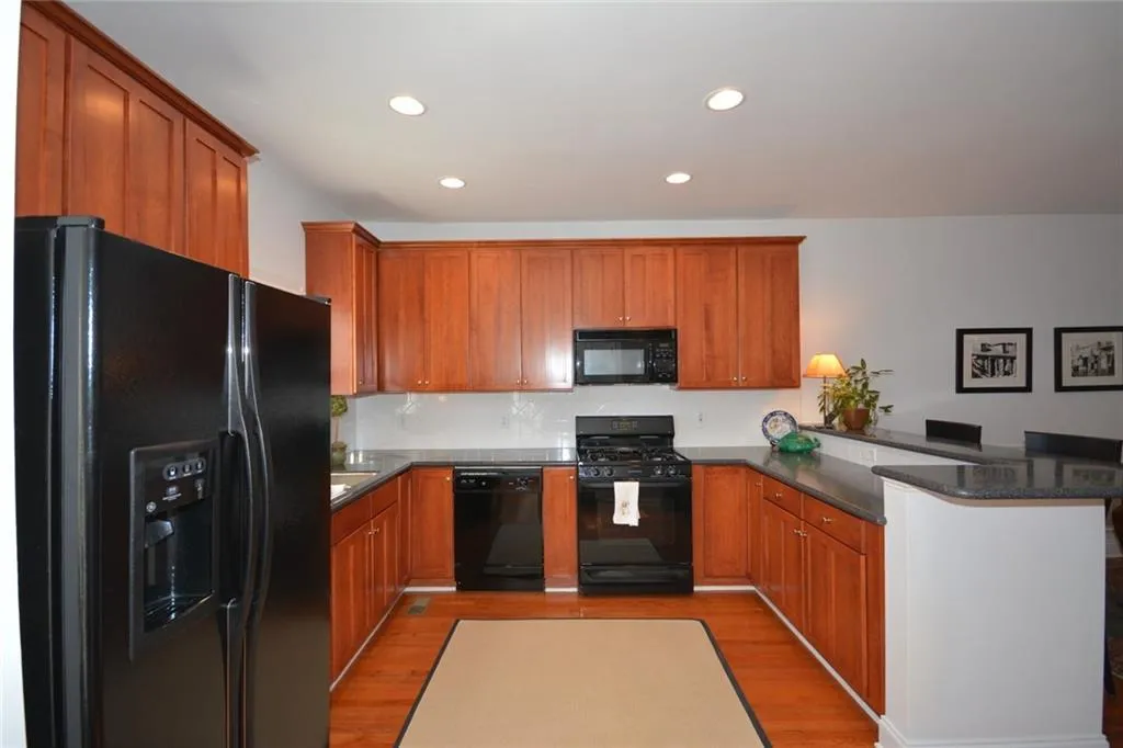 1200 Wing Street Unit 4, Sandy Springs, Georgia 30350, 3 Bedrooms Bedrooms, ,3 BathroomsBathrooms,Residential,Sold,1200 Wing Street Unit 4,5652255