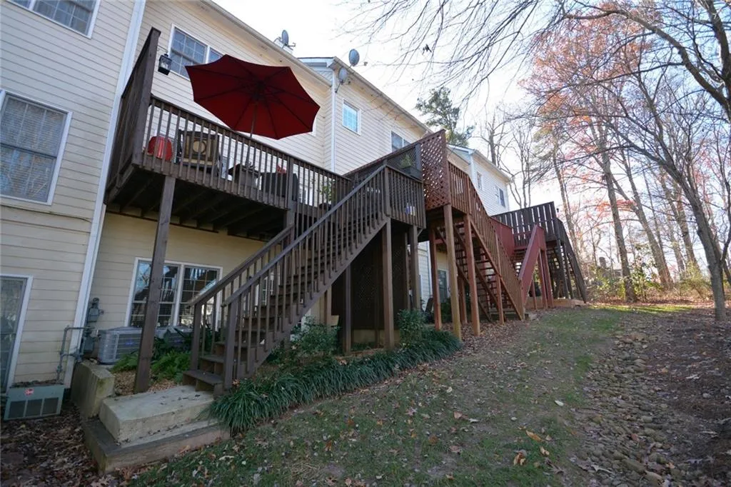 1200 Wing Street Unit 4, Sandy Springs, Georgia 30350, 3 Bedrooms Bedrooms, ,3 BathroomsBathrooms,Residential,Sold,1200 Wing Street Unit 4,5652255