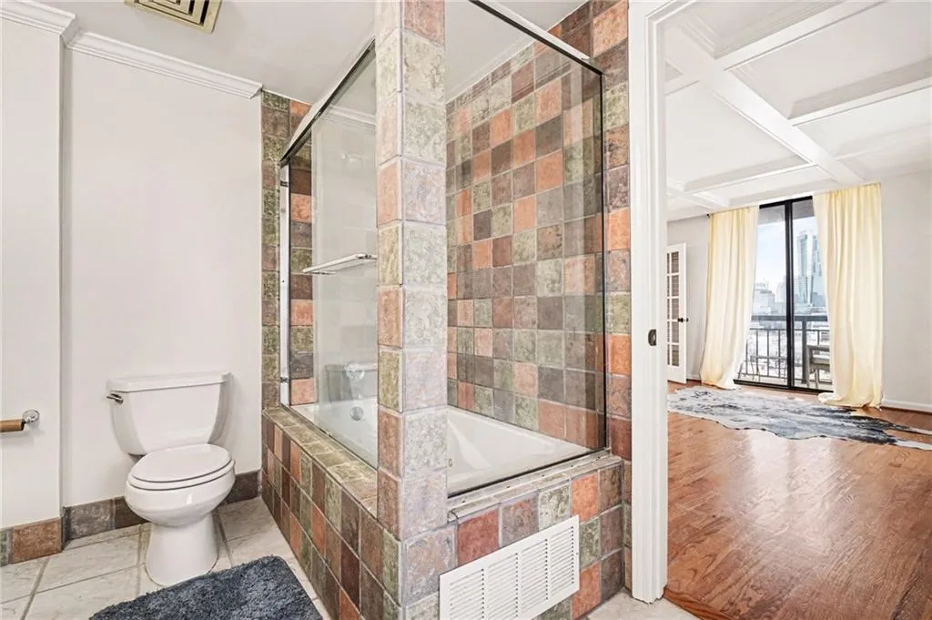 3481 Lakeside Drive Ne Unit 2207, Atlanta, Georgia 30326, 2 Bedrooms Bedrooms, 0 ,2 BathroomsBathrooms,Residential,For Sale,3481 Lakeside Drive Ne Unit 2207,7732500