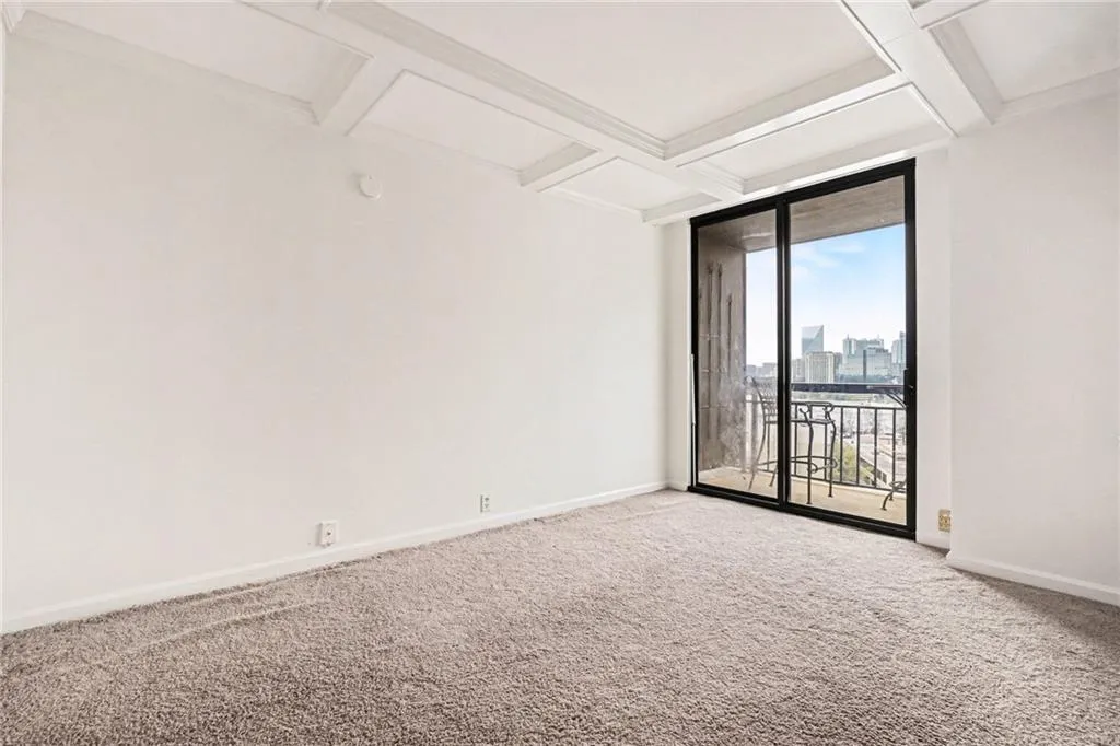 3481 Lakeside Drive Ne Unit 2207, Atlanta, Georgia 30326, 2 Bedrooms Bedrooms, 0 ,2 BathroomsBathrooms,Residential,For Sale,3481 Lakeside Drive Ne Unit 2207,7732500