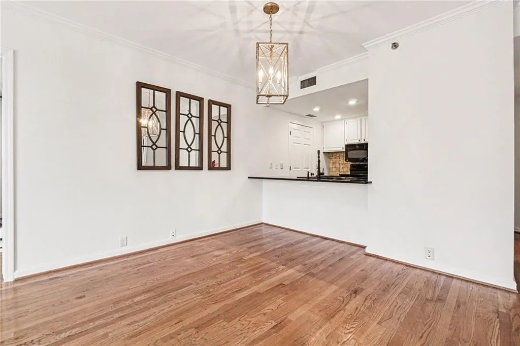 3481 Lakeside Drive Ne Unit 2207, Atlanta, Georgia 30326, 2 Bedrooms Bedrooms, 0 ,2 BathroomsBathrooms,Residential,For Sale,3481 Lakeside Drive Ne Unit 2207,7732500