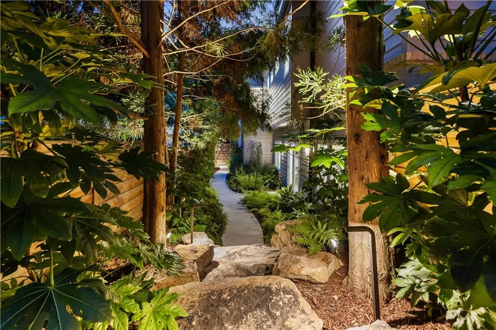 Walkway to the pool