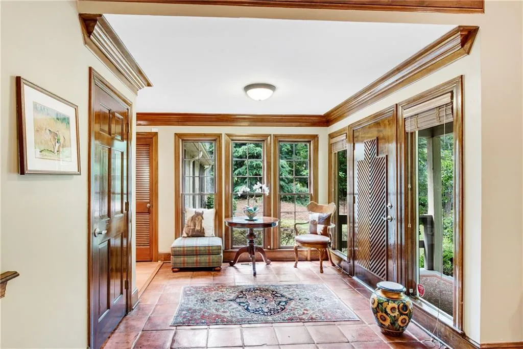 7935 Saddle Ridge Drive, Sandy Springs, Georgia 30350, 4 Bedrooms Bedrooms, ,3 BathroomsBathrooms,Residential,Sold,7935 Saddle Ridge Drive,6891382