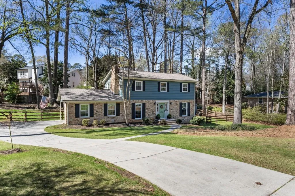 6482 Whispering Trail Ne, Sandy Springs, Georgia 30328, 4 Bedrooms Bedrooms, ,2 BathroomsBathrooms,Residential,For Sale,6482 Whispering Trail Ne,7737646