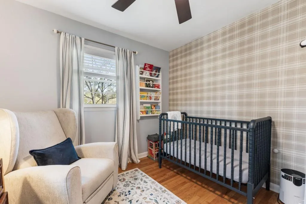 6482 Whispering Trail Ne, Sandy Springs, Georgia 30328, 4 Bedrooms Bedrooms, ,2 BathroomsBathrooms,Residential,Sold,6482 Whispering Trail Ne,7737646