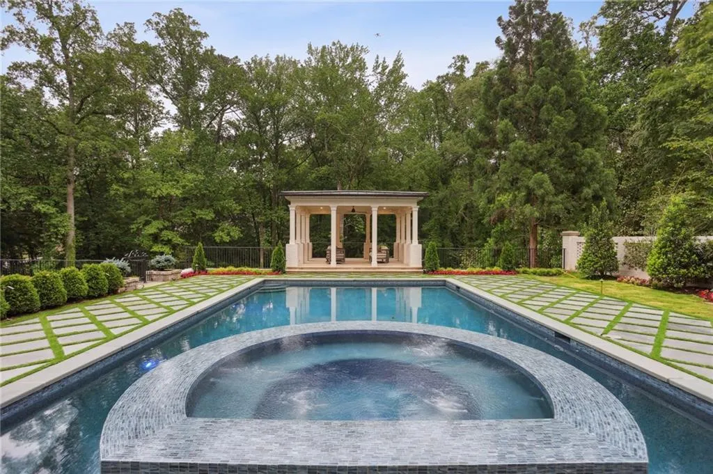 3625 Tuxedo Road Nw, Atlanta, Georgia 30305, 6 Bedrooms Bedrooms, 0 ,7 BathroomsBathrooms,Residential,For Sale,3625 Tuxedo Road Nw,7742269