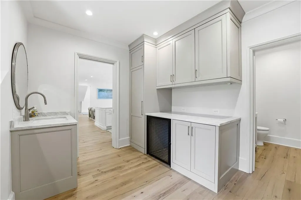 3625 Tuxedo Road Nw, Atlanta, Georgia 30305, 6 Bedrooms Bedrooms, 0 ,7 BathroomsBathrooms,Residential,For Sale,3625 Tuxedo Road Nw,7742269