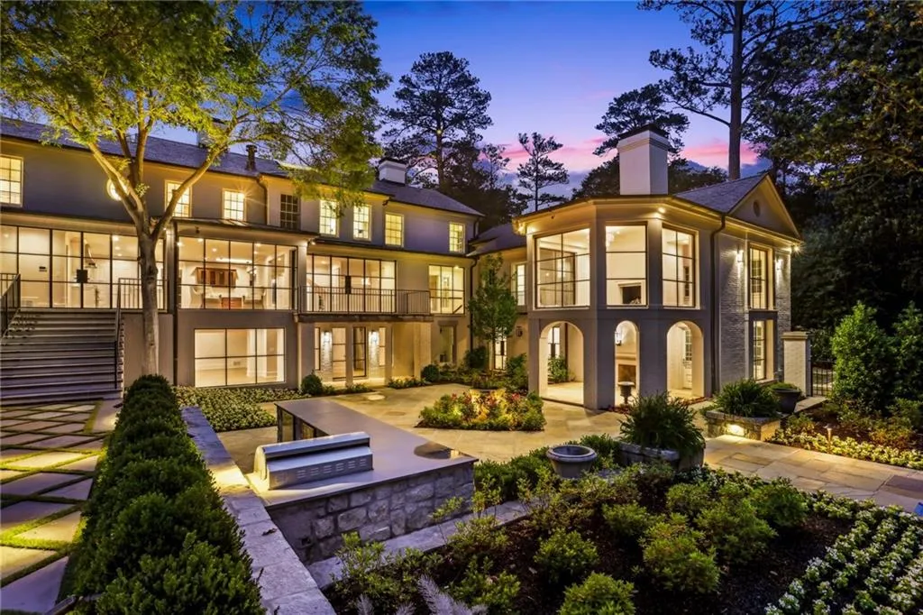 3625 Tuxedo Road Nw, Atlanta, Georgia 30305, 6 Bedrooms Bedrooms, 0 ,7 BathroomsBathrooms,Residential,For Sale,3625 Tuxedo Road Nw,7742269