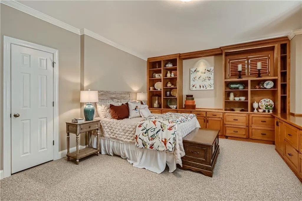 130 Franklin Place, Sandy Springs, Georgia 30342, 5 Bedrooms Bedrooms, ,5 BathroomsBathrooms,Residential,Sold,130 Franklin Place,7065122