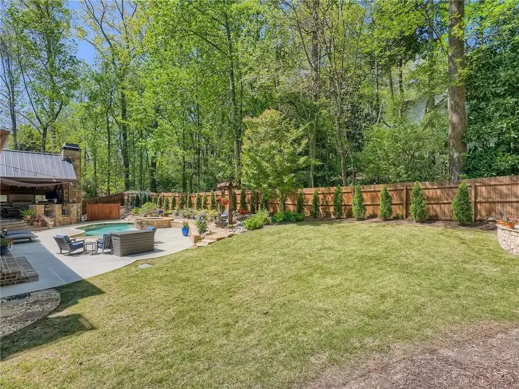 130 Franklin Place, Sandy Springs, Georgia 30342, 5 Bedrooms Bedrooms, ,5 BathroomsBathrooms,Residential,Sold,130 Franklin Place,7065122